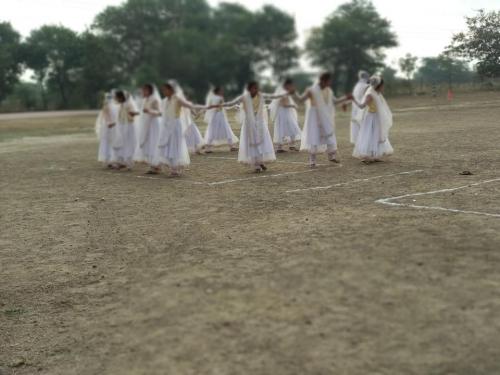 26730913_2084935468459275_9192820296400796534_n