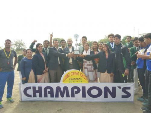 26907376_2084933618459460_3304716619304340259_n